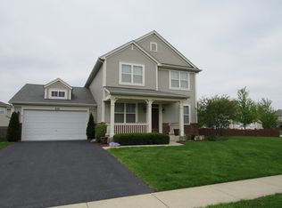 331 Bluegrass Pkwy, Oswego, IL 60543