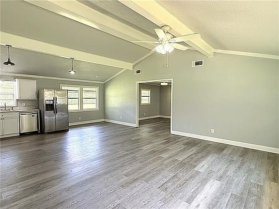 2nd image of 23372 Honeysuckle Rd