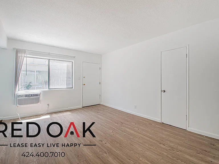8118 S Western Ave #2 — Photo 1
