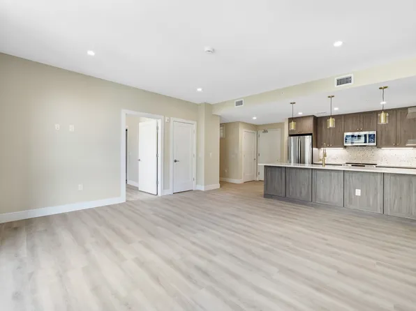 706 Madison Street image 18 of 29