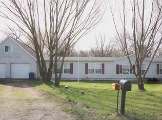 52940 Rachael Ct, Middlebury, IN 46540