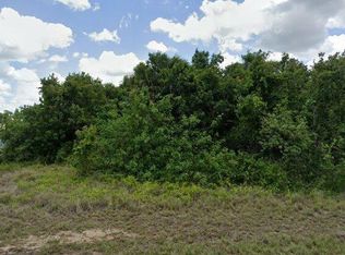 8016 Oakleaf Cir, Labelle, FL 33935