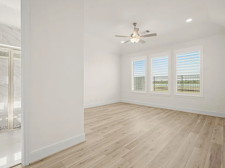 929 Wormwood Dr — Photo 26
