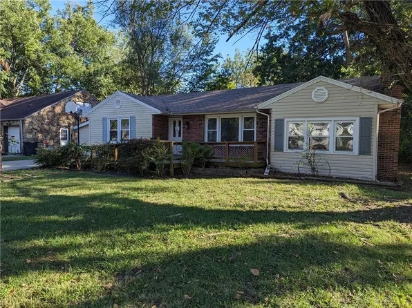 404 Louise Ave, Clinton, MO 64735