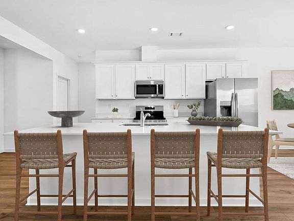3rd image of 108 Fern Way