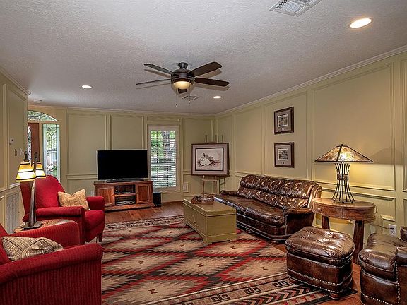 3rd image of 12515 Meadow Lake Dr