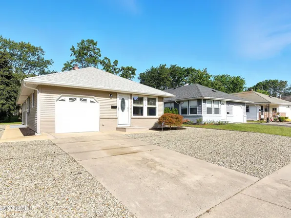 2176 Mount Hood Lane, Toms River, NJ 08753