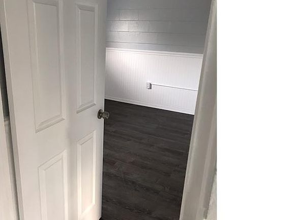 4th image of 1404 S Deleon Ave APT 27