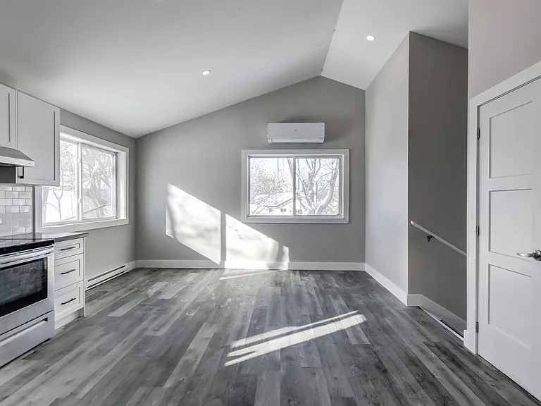 493 Gill St #MF — Photo 6