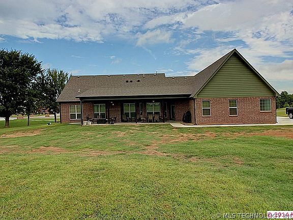 3rd image of 14822 E Fieldstone Dr S