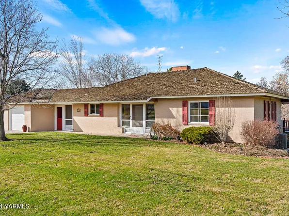 114 Roza Vista Dr, Yakima, WA 98901