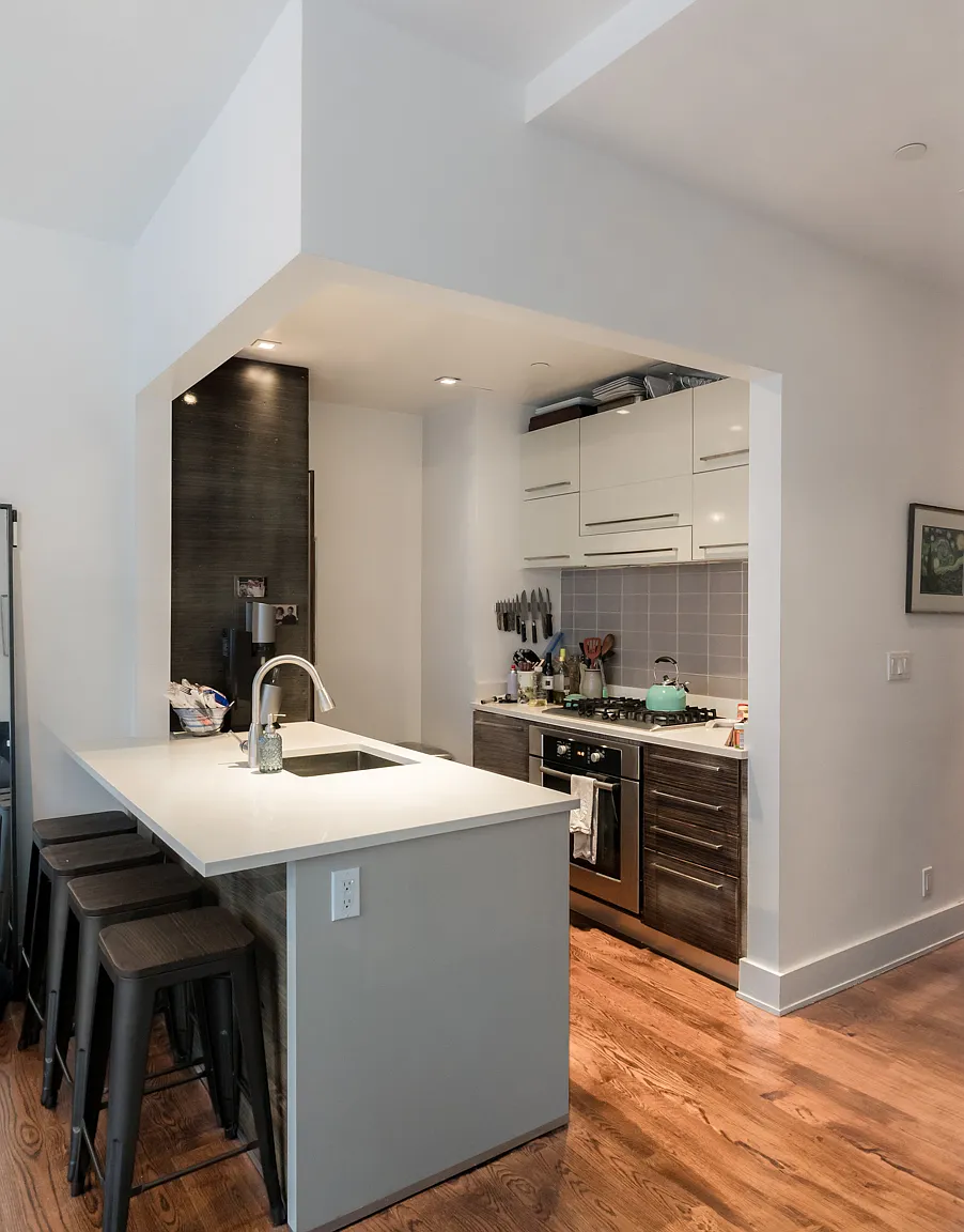 26-26 Jackson Avenue — Photo 2