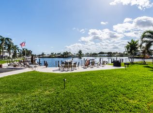 700 Pine Dr APT 103, Pompano Beach, FL 33060