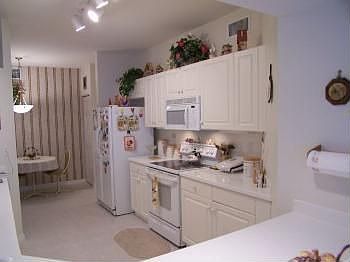 3rd image of 235 Waterside Cir Unit 101