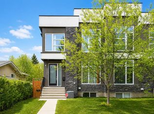 4905 NE 21st Ave NW, Calgary, AB T3B 0X1