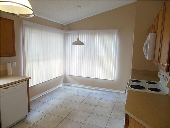 5th image of 1197 Singleton Cir