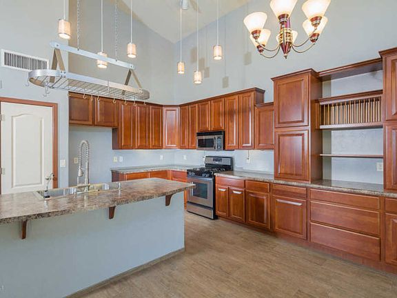 4th image of 10631 E Ravenswood St