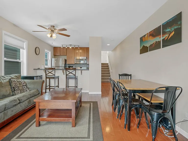 410D Bayview Dr — Photo 5