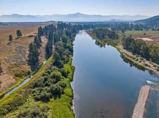 9550 Royal Coachman Dr, Missoula, MT 59808