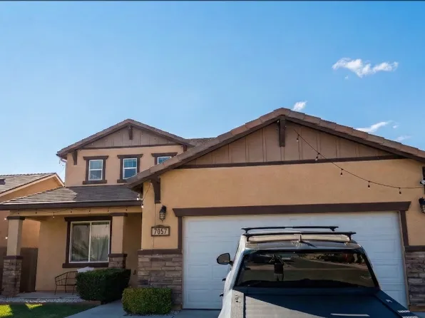 7057 N La Paz Ave, Fresno, CA 93722