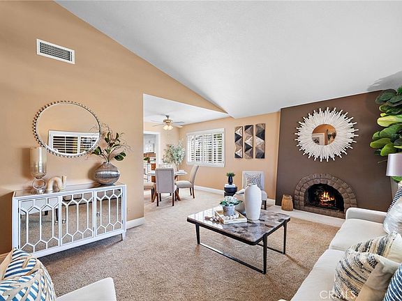 5th image of 18898 Persimmon Cir