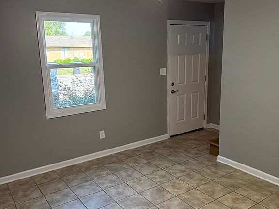 5th image of 59 Evergreen Ln #34