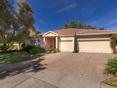 8 Emperor Court, Napa, CA, 94558