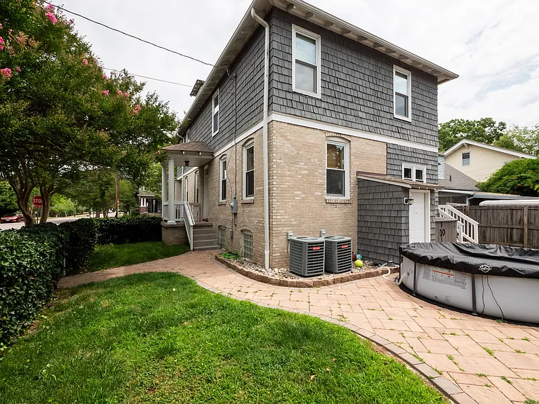 1601 Ashland Ave — Photo 8
