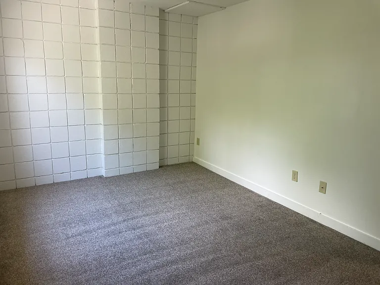237 Maple St #3 — Photo 9