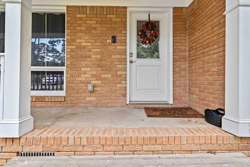 4 bed, 3.5 bath, 3193 sqft, $2,800 — Photo 3