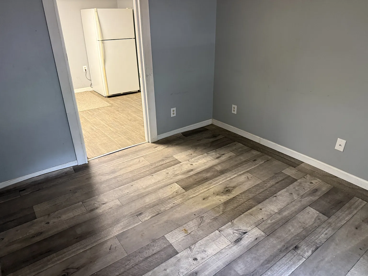 3322 Parker Ln - C — Photo 4