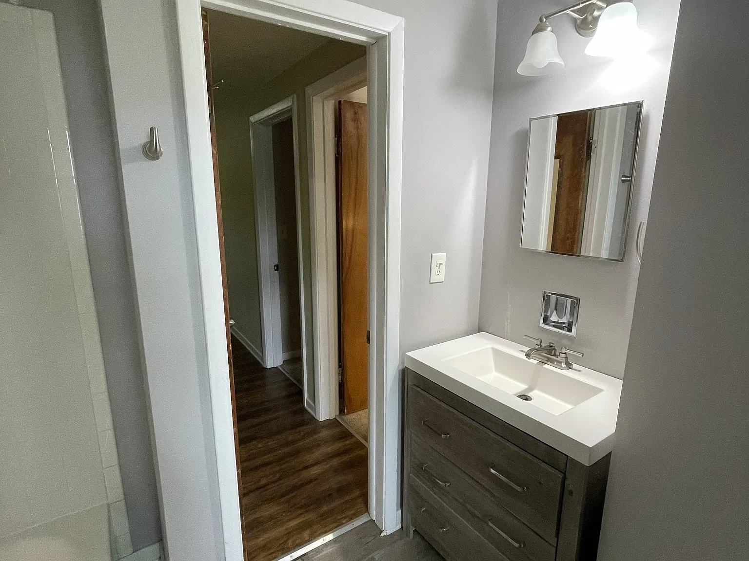 2 bed, 1100 sqft, $1,100 — Photo 4