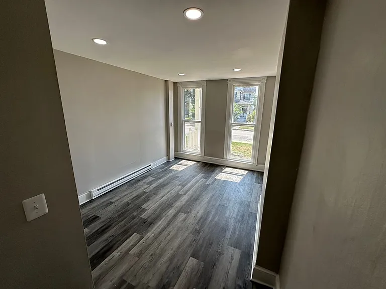 3010 White Ave #B — Photo 5