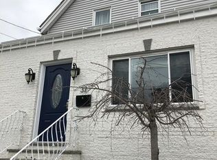 37 Davis St, Revere, MA 02151