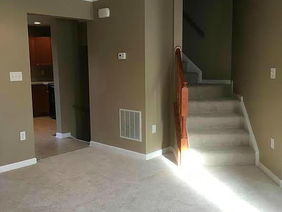 3rd image of 54 Brandenburg Dr