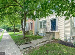 16 Tameron Pl, Rosedale, MD 21237