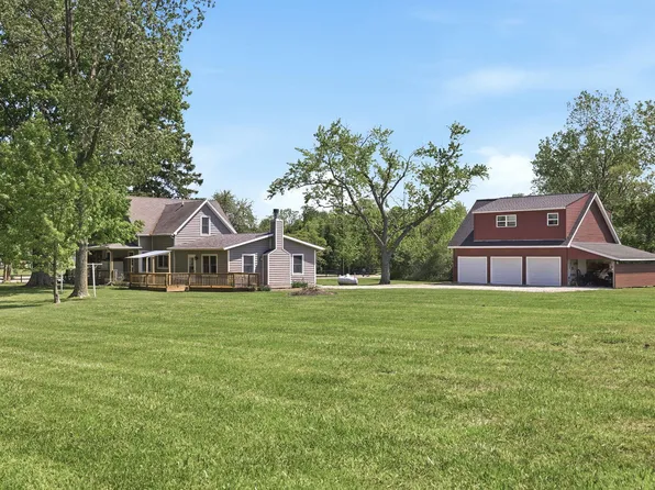 7780 W East Rd, Lakeside, MI 49116