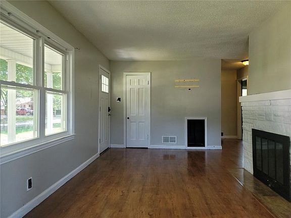 3rd image of 1705 S 27th St