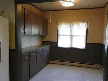 Nice eating area off kitchen