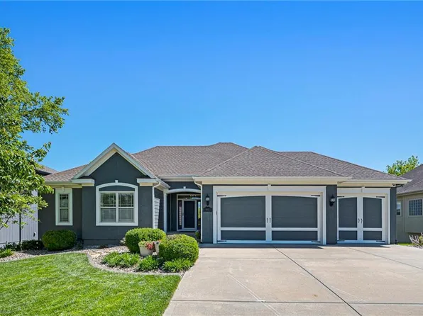 6215 N Allenton Ave, Kansas City, MO 64151