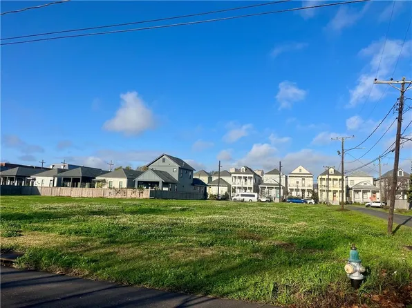 205 Pacific Ave, New Orleans, LA 70114