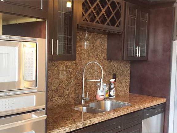 5th image of 18081 Biscayne Blvd #8044