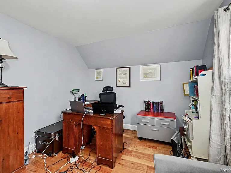 126 Winthrop Ave — Photo 16