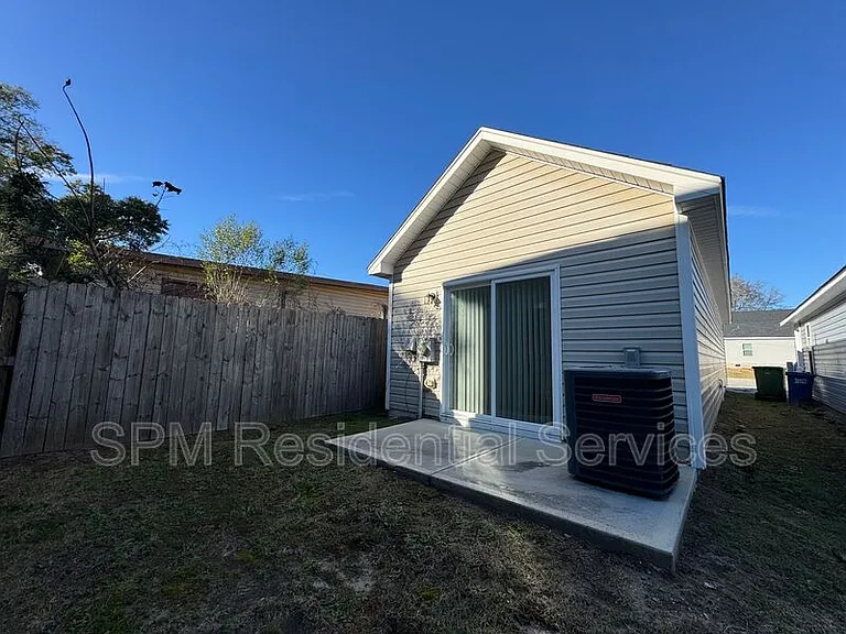 724 Kidder St — Photo 8