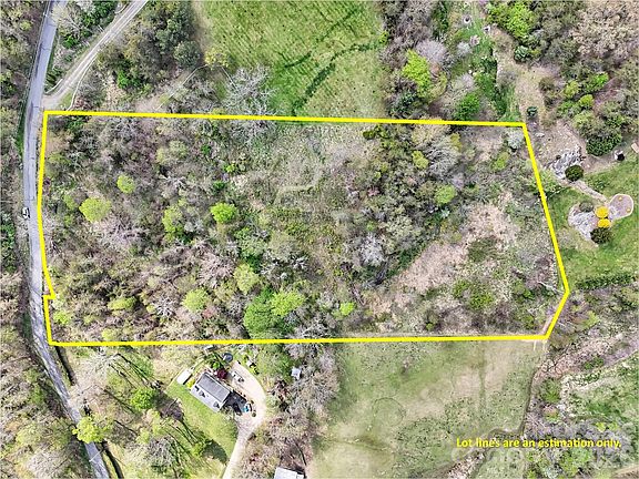 2nd image of 676 Cathey Cove Rd