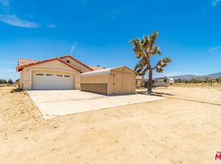 9999 Del Sol Ave, Phelan, CA 92371