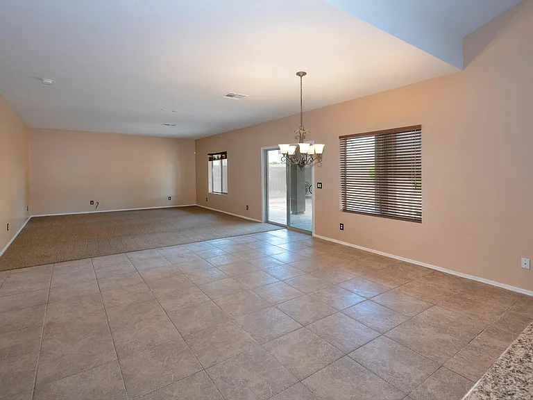 17754 W Bloomfield Rd — Photo 8