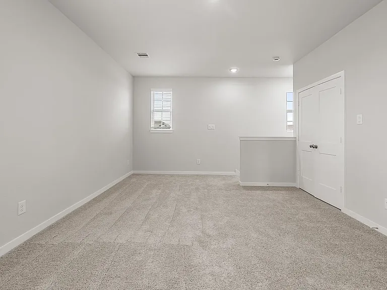 4002 Windy Whisper Dr — Photo 8