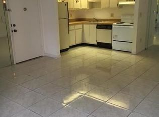 9950 N Belfort Cir #104, Fort Lauderdale, FL 33321