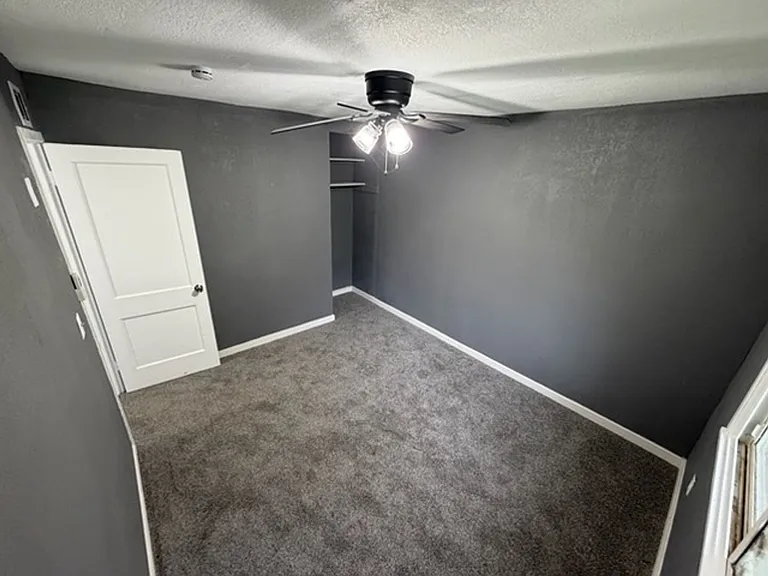 35 Osage Ave — Photo 5